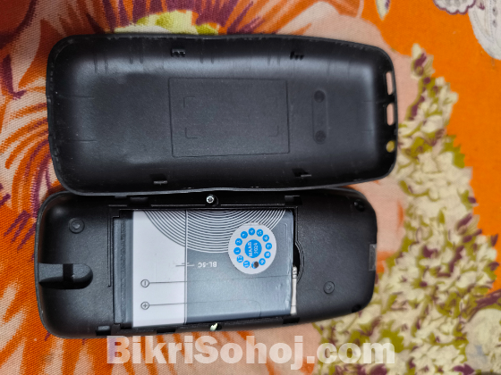 Nokia 106